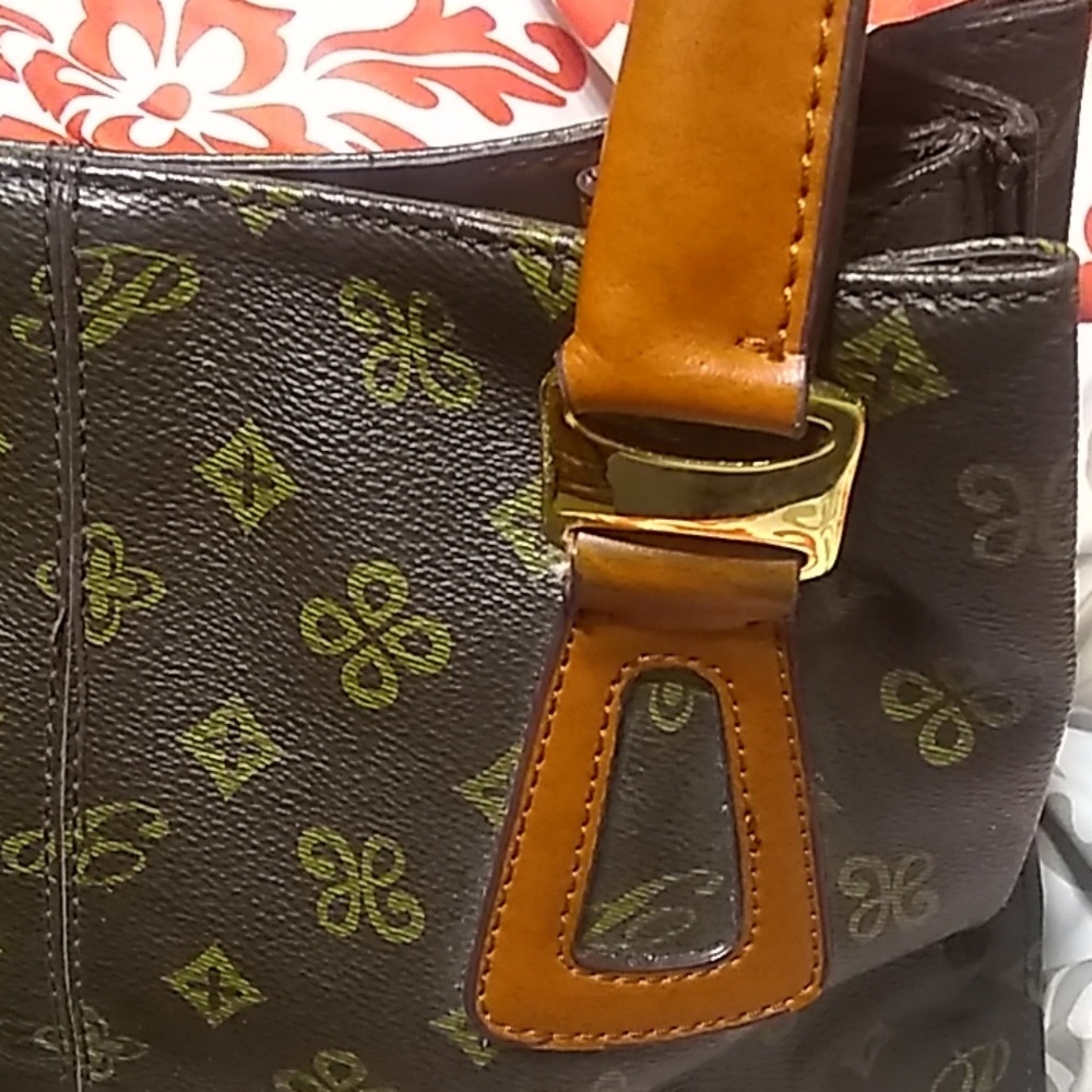 Purse - Picture 3 of 7
